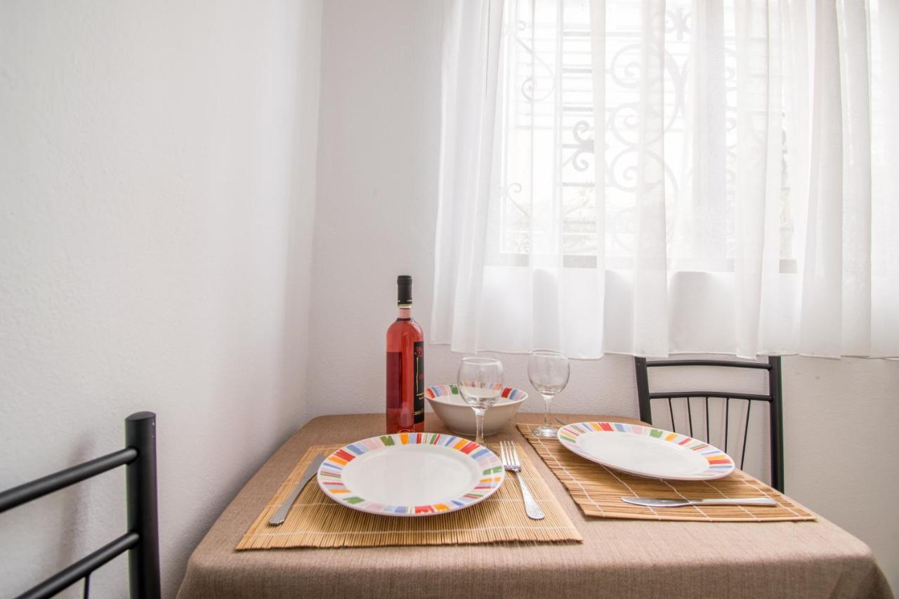 יאליסוס Chambre Jaune מראה חיצוני תמונה