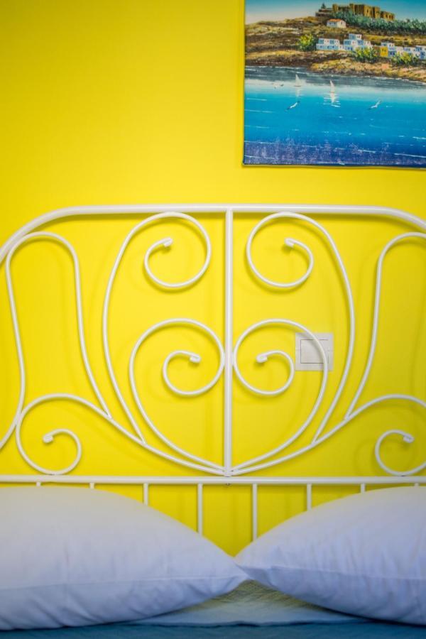 יאליסוס Chambre Jaune מראה חיצוני תמונה